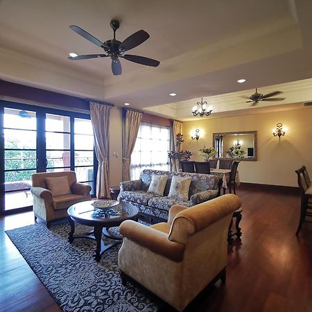 Casa Del Rio Residences Malacca Esterno foto