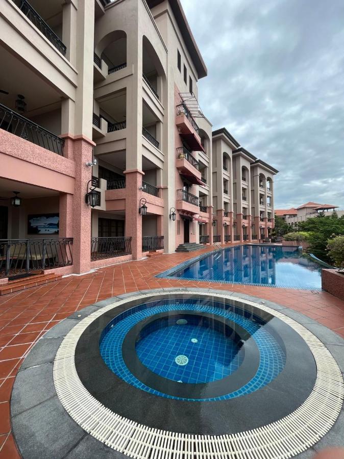 Casa Del Rio Residences Malacca Esterno foto