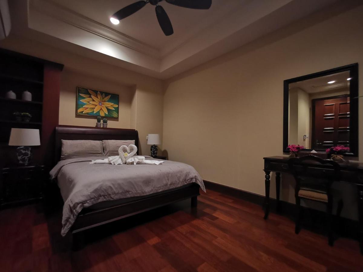 Casa Del Rio Residences Malacca Esterno foto