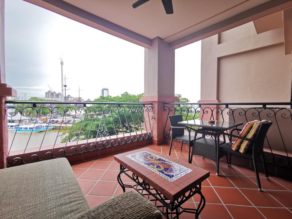 Casa Del Rio Residences Malacca Esterno foto