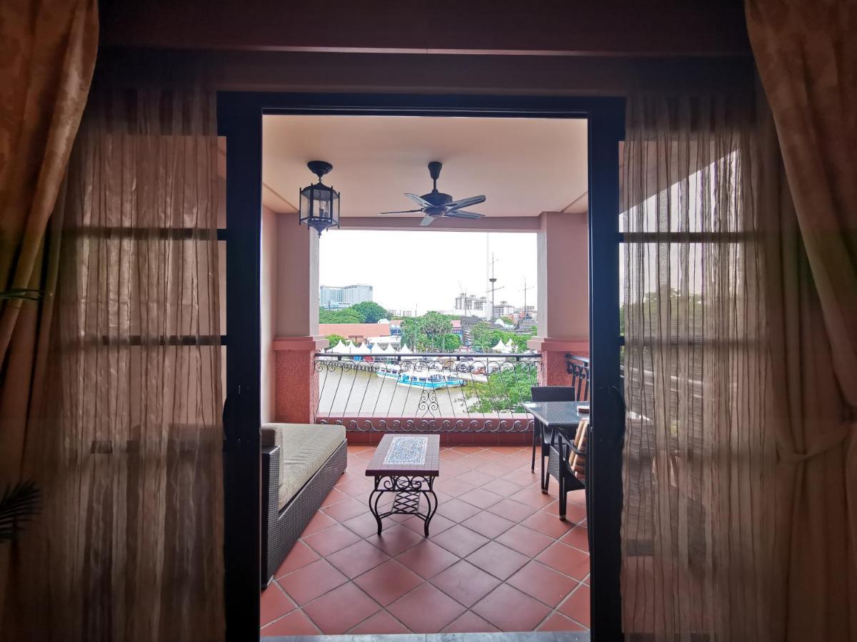Casa Del Rio Residences Malacca Esterno foto