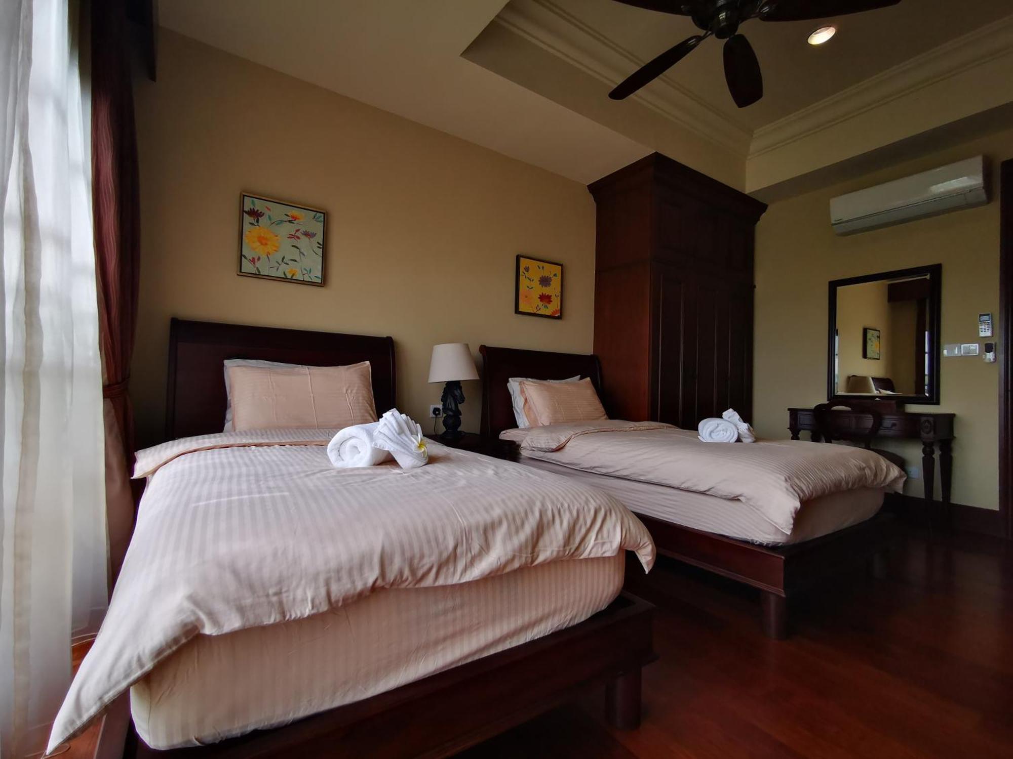 Casa Del Rio Residences Malacca Esterno foto