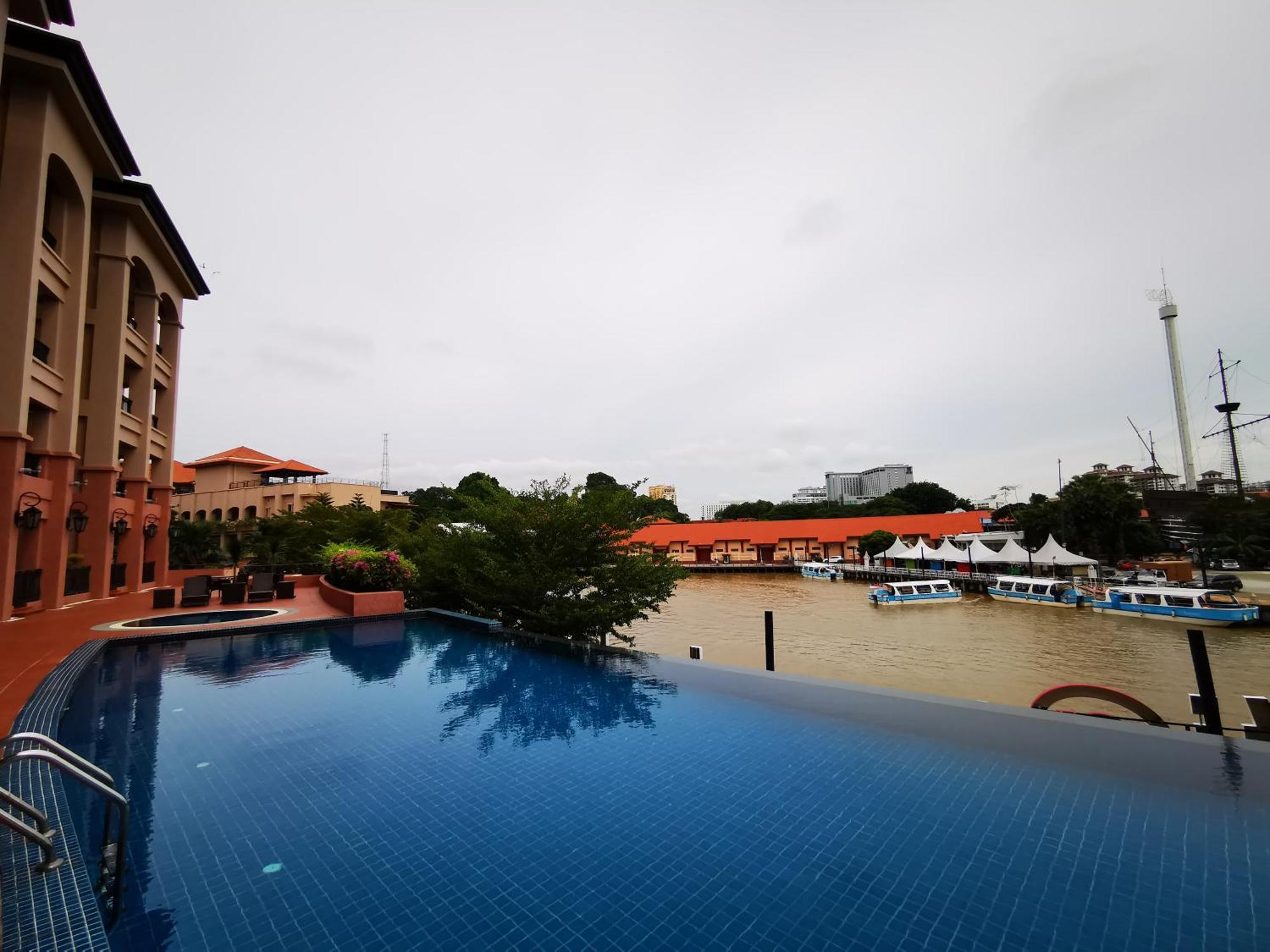 Casa Del Rio Residences Malacca Esterno foto